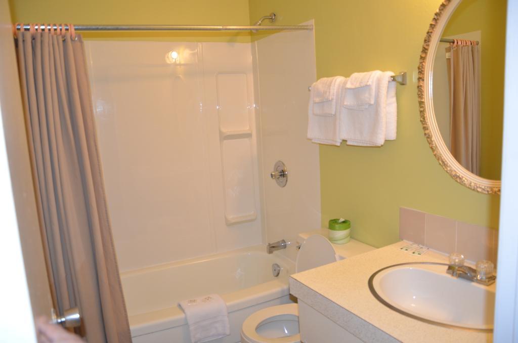 Coachman Inn Regina Zewnętrze zdjęcie
