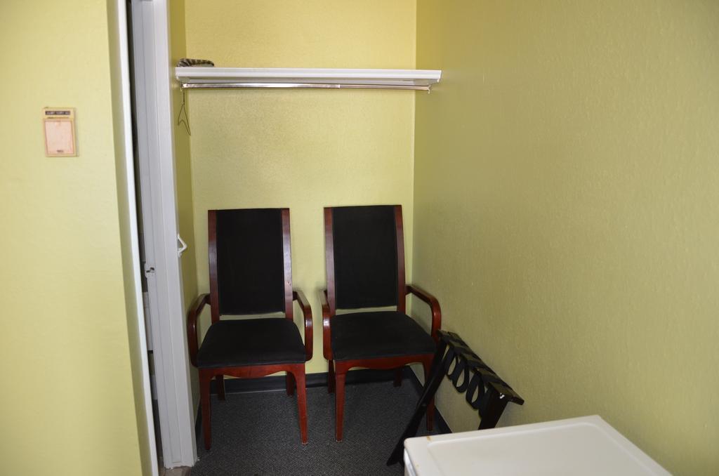 Coachman Inn Regina Zewnętrze zdjęcie